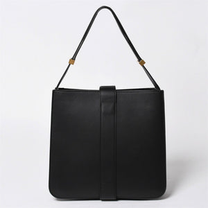 新品同様 BOTTEGAVENETA ボッテガヴェネタ マリー ショルダーバッグ レザー ブラック ゴールド金具 中古 4a007870