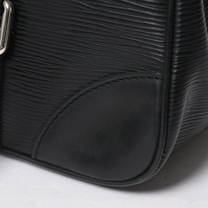 極美品 LOUIS VUITTON ルイ ヴィトン エピ ハンドバッグ セギュールPM M58822 ブラック シルバー金具 中古 4a009083