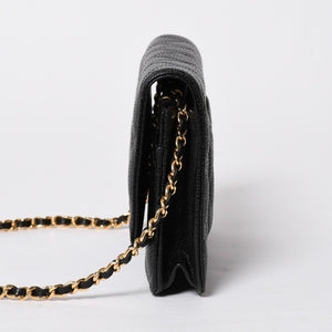 新品同様 CHANEL シャネル チェーンウォレット 長財布 30番台 ココマーク キャビアスキン ブラック ゴールド金具 中古 4a009245