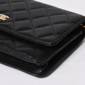 新品同様 CHANEL シャネル チェーンウォレット 長財布 30番台 ココマーク キャビアスキン ブラック ゴールド金具 中古 4a009245