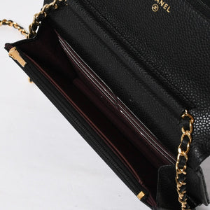 新品同様 CHANEL シャネル チェーンウォレット 長財布 30番台 ココマーク キャビアスキン ブラック ゴールド金具 中古 4a009245