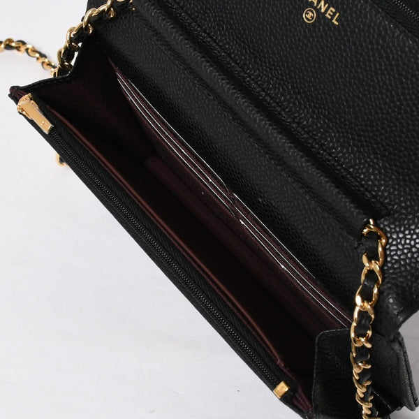 新品同様 CHANEL シャネル チェーンウォレット 長財布 30番台 ココマーク キャビアスキン ブラック ゴールド金具 中古 4a009245