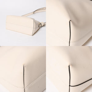 極美品 FENDI フェンディ バイ ザ ウェイ ミディアム 2WAY ハンドバッグ ショルダーバッグ 8BL146 カーフレザー アイボリー シルバー金具 中古 4a009142