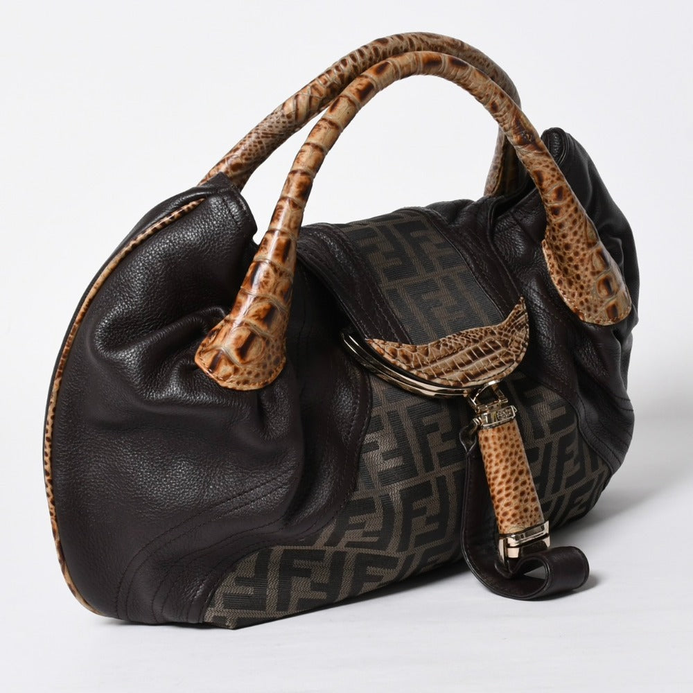 極美品 FENDI フェンディ スパイバッグ ハンドバッグ 8BR511 イタリア製 レザー キャンバス ブラウン ゴールド金具 中古 4a001565