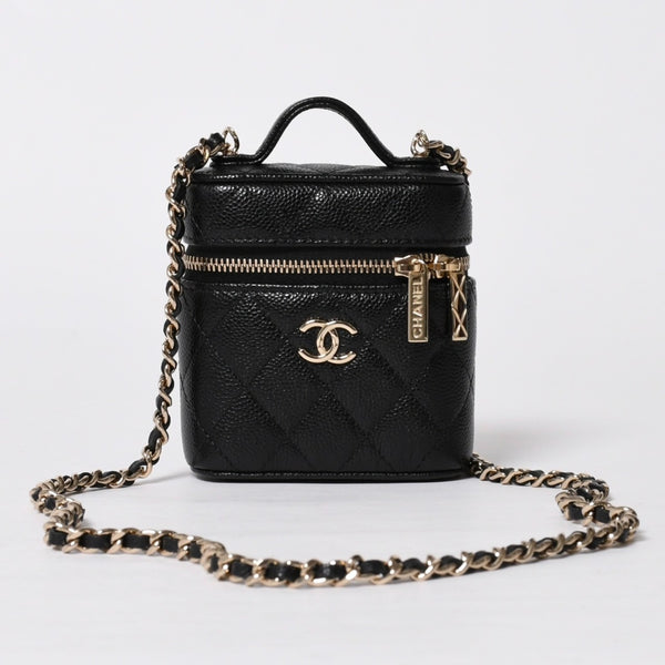 新品同様品 CHANEL シャネル スモールヴァニティーケース ショルダーバッグ キャビアスキン ブラック ゴールド金具 31番台 中古 4a009243