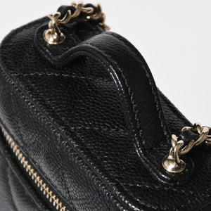 新品同様品 CHANEL シャネル スモールヴァニティーケース ショルダーバッグ キャビアスキン ブラック ゴールド金具 31番台 中古 4a009243