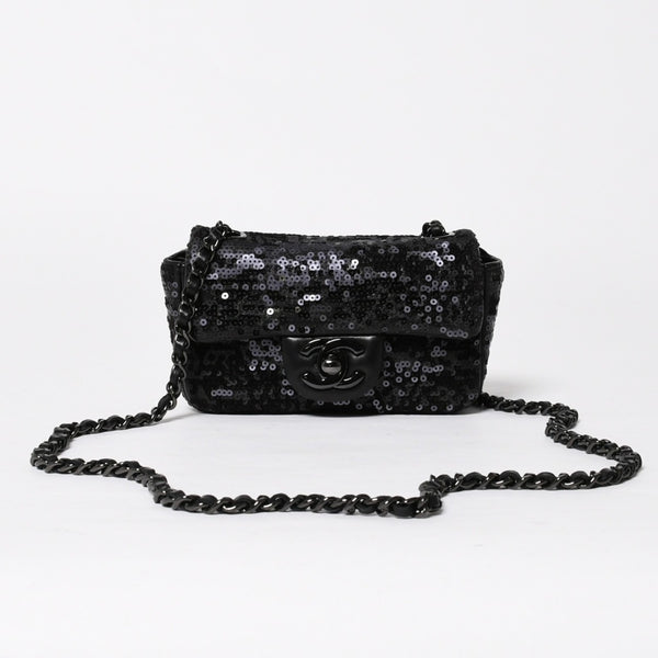 極美品 CHANEL シャネル ショルダーバッグ ミニマトラッセ ムーンライト オン ウォーター スパンコール ブラック 15番台 中古 4a009148