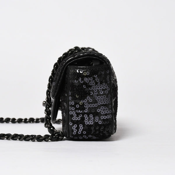 極美品 CHANEL シャネル ショルダーバッグ ミニマトラッセ ムーンライト オン ウォーター スパンコール ブラック 15番台 中古 4a009148