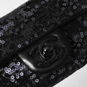 極美品 CHANEL シャネル ショルダーバッグ ミニマトラッセ ムーンライト オン ウォーター スパンコール ブラック 15番台 中古 4a009148