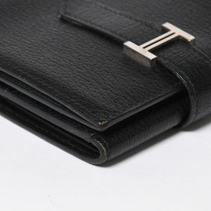 Very good condition HERMES Behan Recto Verso Bifold Wallet □N stamp Chevre Black Silver hardware Used 4a009068
