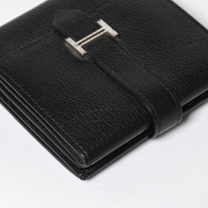 Very good condition HERMES Behan Recto Verso Bifold Wallet □N stamp Chevre Black Silver hardware Used 4a009068