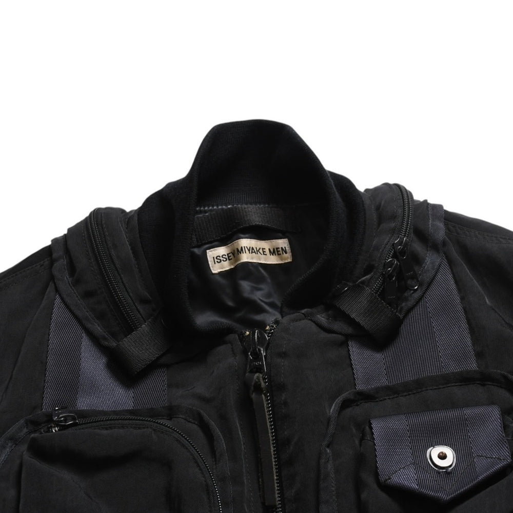 Very good condition ISSEY MIYAKE MEN ISSEY MIYAKE MEN 96AW Parachute Cargo Bomber Jacket Black Navy Size M Used 4a009365