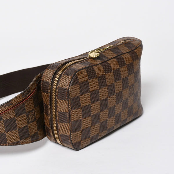 Very good condition LOUIS VUITTON Jeronimos waist bag N51994 body bag Damier brown gold hardware used 4a009646