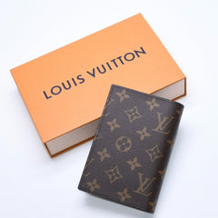 新品同様 LOUIS VUITTON ルイヴィトン パスポートケース クーヴェルテュールパスポールNM M64502 モノグラムキャンバス ブラウン パスケース 中古 4a009272