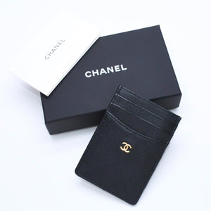 新品同様 CHANEL シャネル クラシック カードケース AP3595 ランダム番台 ブラック ココマークグレインゴートスキン ゴールド金具 中古 4a009287
