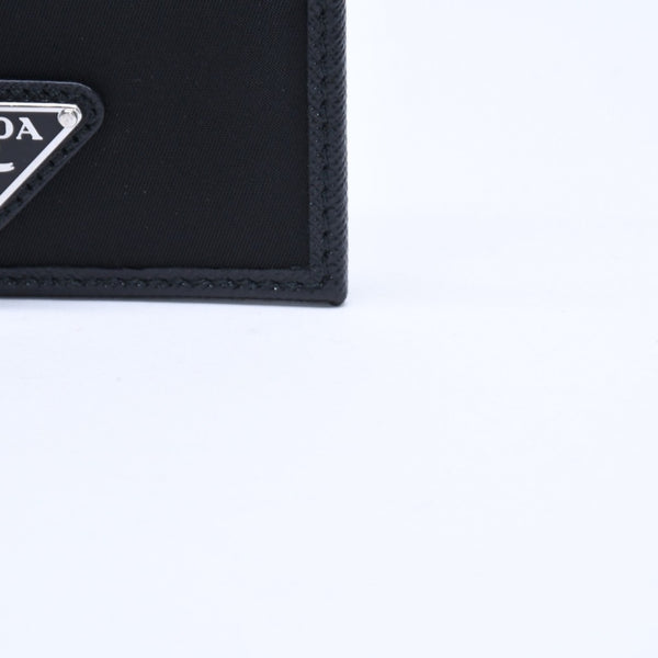 Like new PRADA Re-Nylon x Saffiano leather card case 2MC025 black triangle logo plate used 4a009274