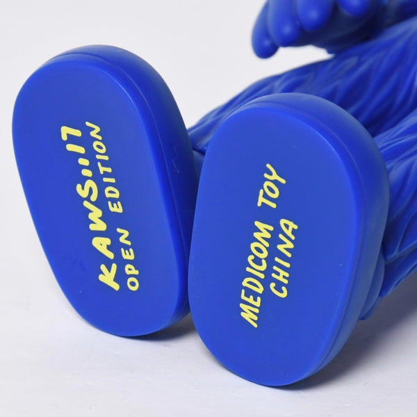 KAWS BFF Open Edition Vinyl Figure Blue カウズ フィギュア ブルー メディコムトイ MoMA EXCLUSIVE MEDICOM TOY 美品 限定 中古 4a009301