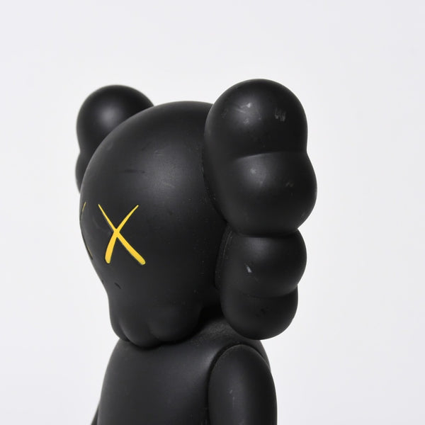 KAWS COMPANION GREY 2016 MEDICOMTOY カウズ コンパニオンブラック メディコムトイ アート 美品 中古 4a009297