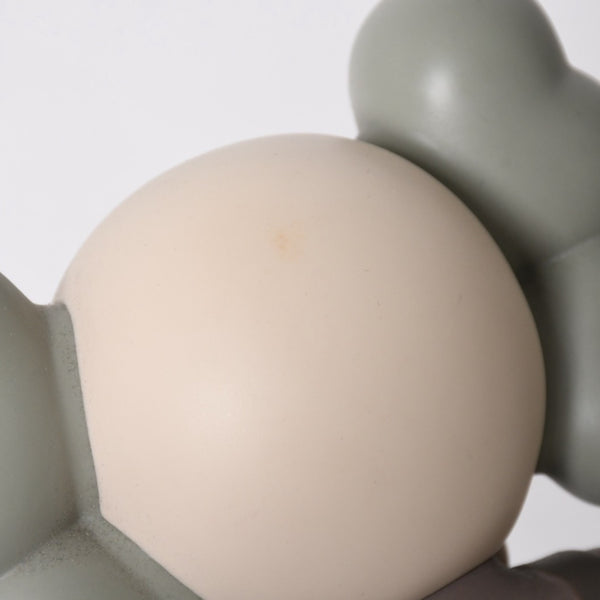KAWS カウズ MEDICOM TOY メディコムトイ SMALL LIE companion フィギュア サイズ 11アート ブラウン 美品 中古 4a009305