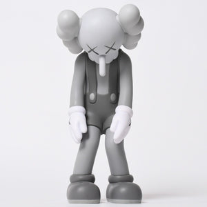 KAWS カウズ MEDICOM TOY メディコムトイ SMALL LIE companion フィギュア サイズ 11アート グレー 美品 中古 4a009306