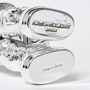 極美品 KAWS カウズ フィギュア Holiday Space ホリデー スペース silver シルバー 中古 4a009292
