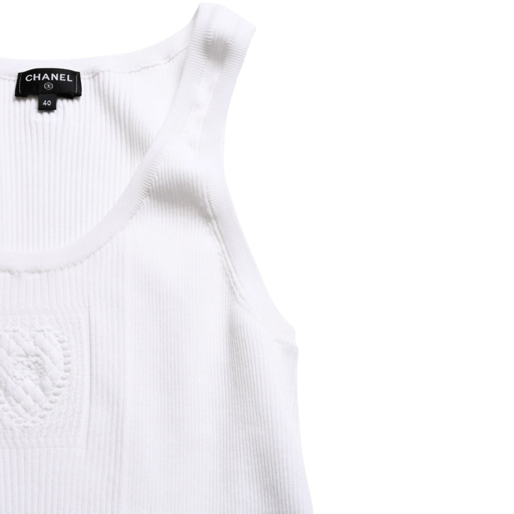 Like new CHANEL Coco Mark Logo Tank Top Sleeveless P80152K11643 White Silver Hardware Used 4a008659