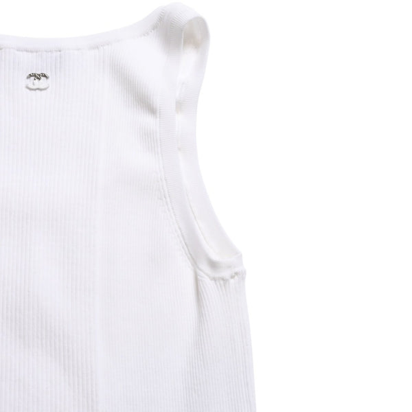 Like new CHANEL Coco Mark Logo Tank Top Sleeveless P80152K11643 White Silver Hardware Used 4a008659