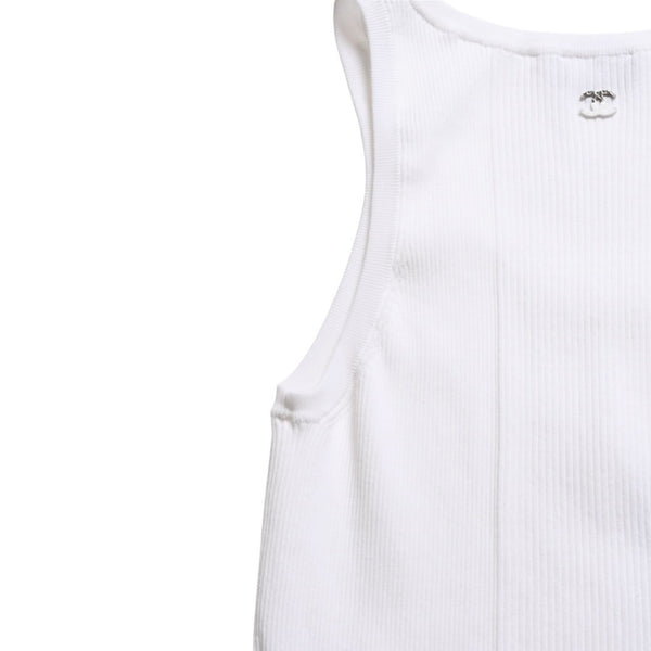 Like new CHANEL Coco Mark Logo Tank Top Sleeveless P80152K11643 White Silver Hardware Used 4a008659