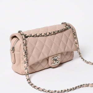 Very good condition CHANEL Matelasse 25 chain shoulder bag caviar skin pink 20s silver hardware used 4a009344