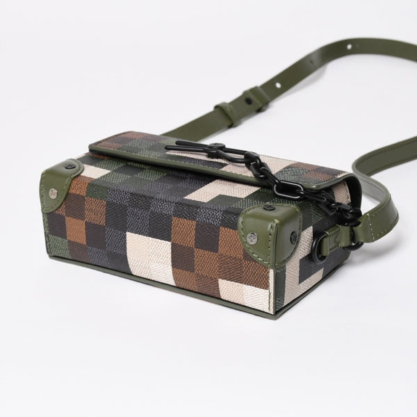 Very Good Condition LOUIS VUITTON Steamer Wearable Wallet Shoulder Bag M83172 Damoflage Used 4a009352