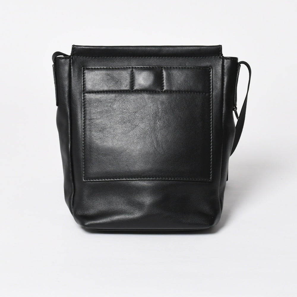極美品 PRADA プラダ グレースラックス コンセプト メッセンジャーバッグ ショルダーバッグ 2VD016 ソフトレザー ブラック 中古 4a009353