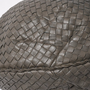 極美品 BOTTEGA VENETA ボッテガヴェネタ ホーボーワンショルダーバッグ イントレチャート レザー グレー B01259445Y 中古 4a009350
