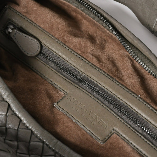 極美品 BOTTEGA VENETA ボッテガヴェネタ ホーボーワンショルダーバッグ イントレチャート レザー グレー B01259445Y 中古 4a009350