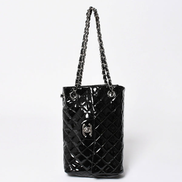 Very Good Condition CHANEL Chanel Matelasse Upside Down Chain Shoulder Bag No. 12 Coco Mark Patent Leather Black Used 4a009343