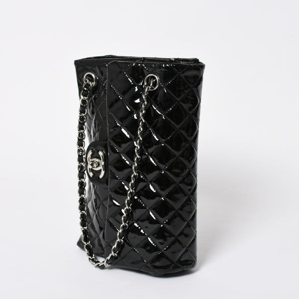 Very Good Condition CHANEL Chanel Matelasse Upside Down Chain Shoulder Bag No. 12 Coco Mark Patent Leather Black Used 4a009343