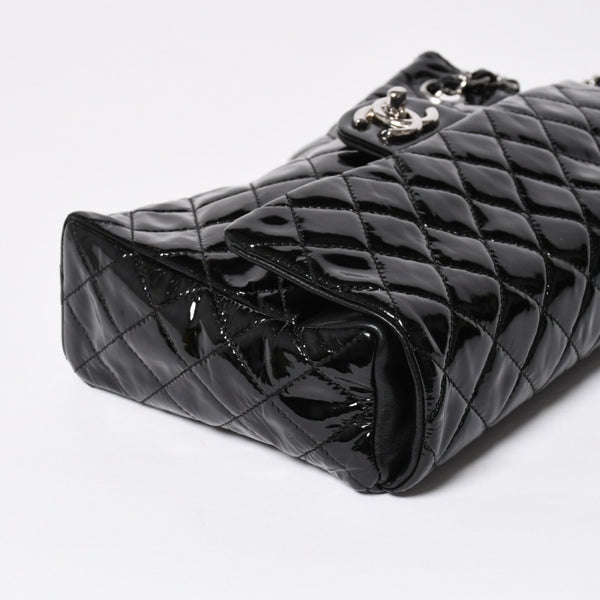 Very Good Condition CHANEL Chanel Matelasse Upside Down Chain Shoulder Bag No. 12 Coco Mark Patent Leather Black Used 4a009343