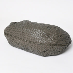 極美品 BOTTEGA VENETA ボッテガヴェネタ ホーボーワンショルダーバッグ イントレチャート レザー グレー B01259445Y 中古 4a009350