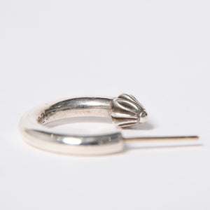 Very good condition CHROME HEARTS HOOP PLAIN Plain hoop earrings Weight approx. 3.61g 1995/.925 stamp Silver 925 One ear Used 4a009373