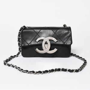 極美品 CHANEL シャネル ワイルドステッチ ミニチェーンショルダーバッグ 9番台 ココマーク ラムスキン ブラック シルバー金具 中古 4a009388