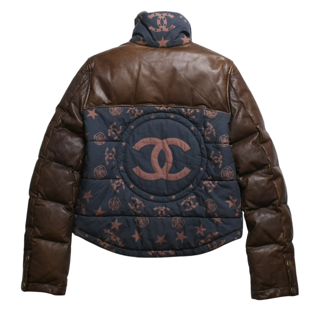 極美品 CHANEL シャネル ダウンジャケット P49800W05549 サイズ34 パリ-ダラスコレクション ココマーク ラムスキン ブラウン 中古 4a009712