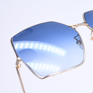 Very good condition GUCCI Gucci sunglasses eyewear GG0817/S 001 size 65□17 140 gold blue gradation used 4a009680