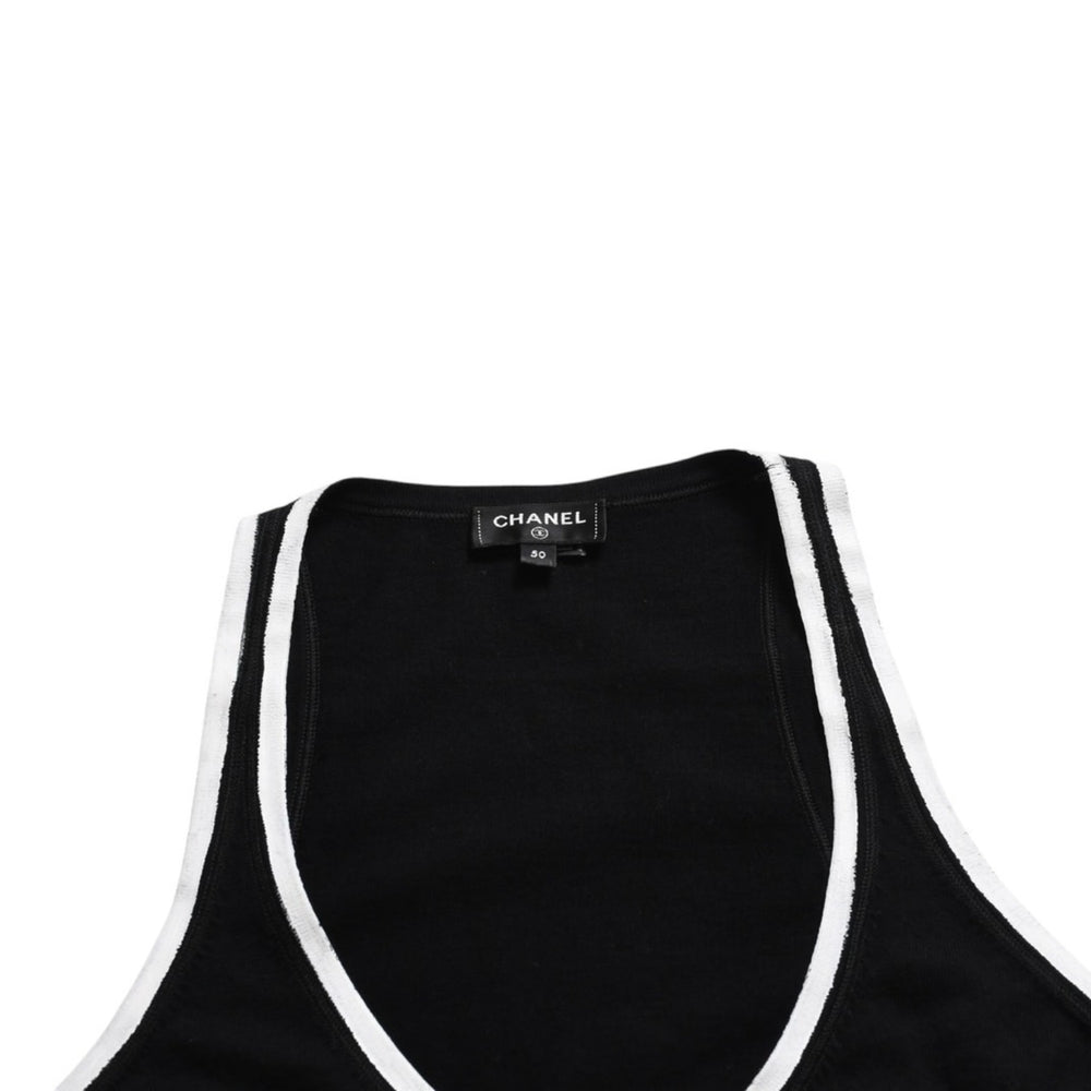 Like new CHANEL Tank Top P72028K10330 Size 50 Here Mark Black White Cotton Men's Used 4a008643