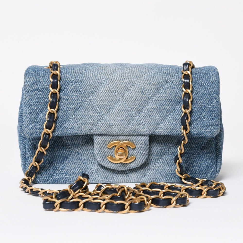 新品同様品 CHANEL シャネル ミニマトラッセ20 ココマーク グラデーション デニム チェーンショルダーバッグ ランダム番台 ブルー 中古 4a009591