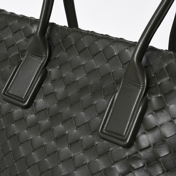 極美品 BOTTEGA VENETA ボッテガヴェネタ マキシ イントレチャート ハンドバッグ カーキ ダークグリーン P01824022C 中古 4a009349