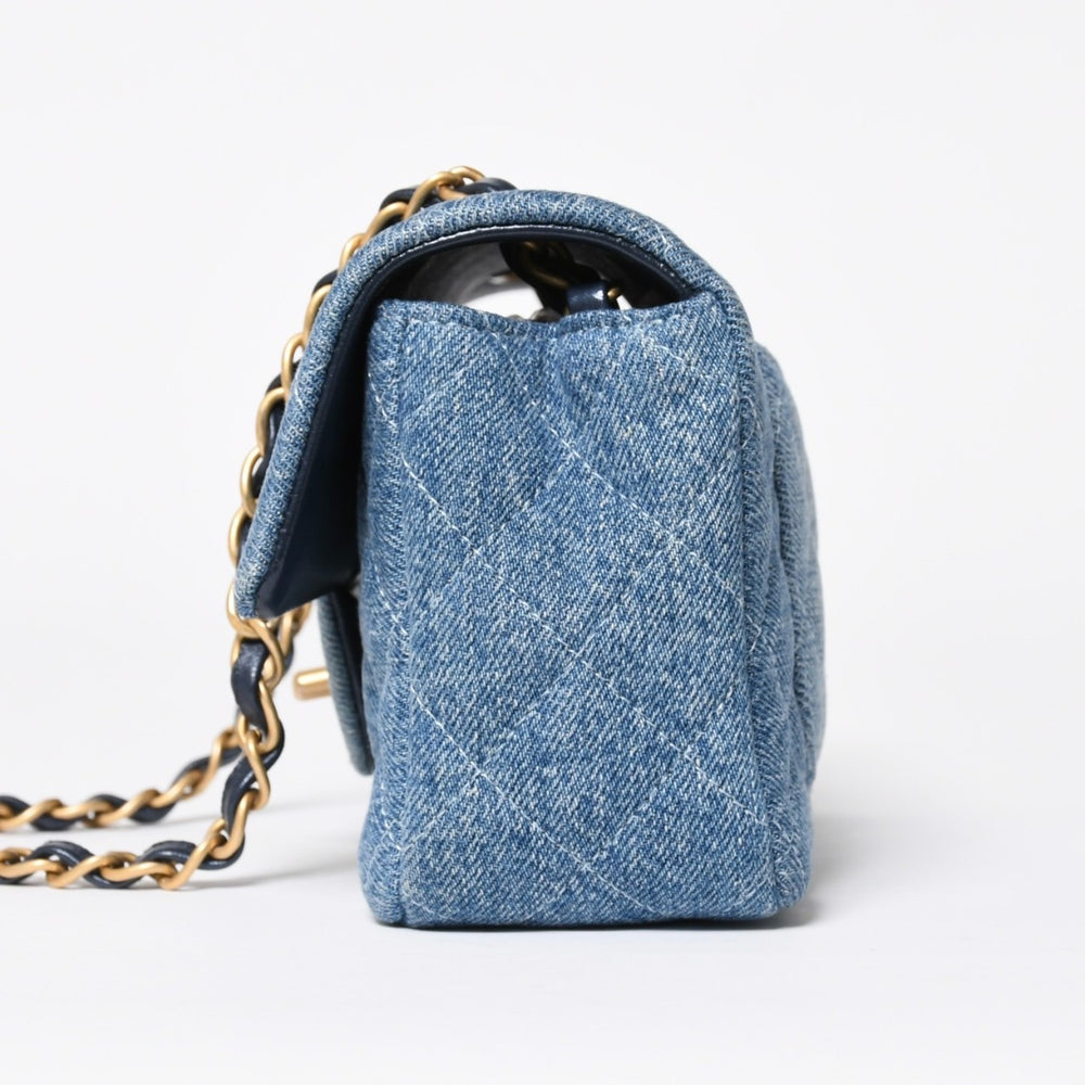 新品同様品 CHANEL シャネル ミニマトラッセ20 ココマーク グラデーション デニム チェーンショルダーバッグ ランダム番台 ブルー 中古 4a009591