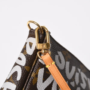 Very Good Condition LOUIS VUITTON Pochette Accessories Accessor Pouch M92192 Monogram Graffiti Used 4a009265