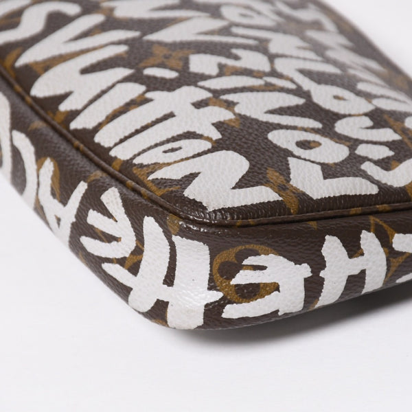 Very Good Condition LOUIS VUITTON Pochette Accessories Accessor Pouch M92192 Monogram Graffiti Used 4a009265