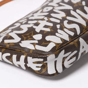 Very Good Condition LOUIS VUITTON Pochette Accessories Accessor Pouch M92192 Monogram Graffiti Used 4a009265