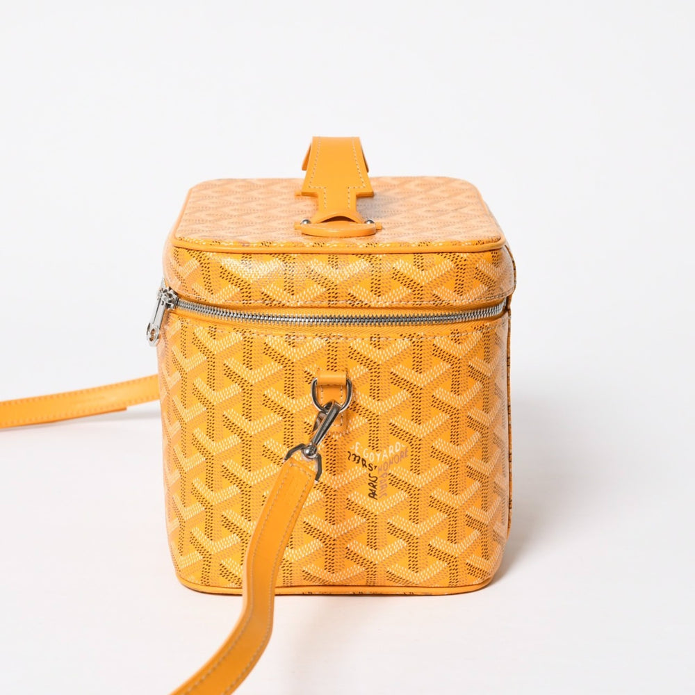 Very good condition GOYARD Muse vanity case handbag PVC leather yellow silver metal fittings used 4a009773