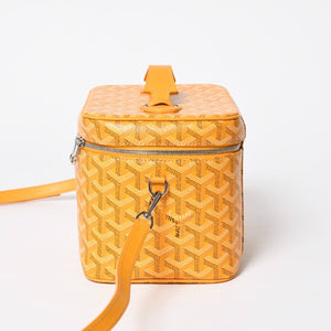極美品 GOYARD ゴヤール ミューズ ヴァニティケース ハンドバッグ PVC レザー イエロー シルバー金具 中古 4a009773